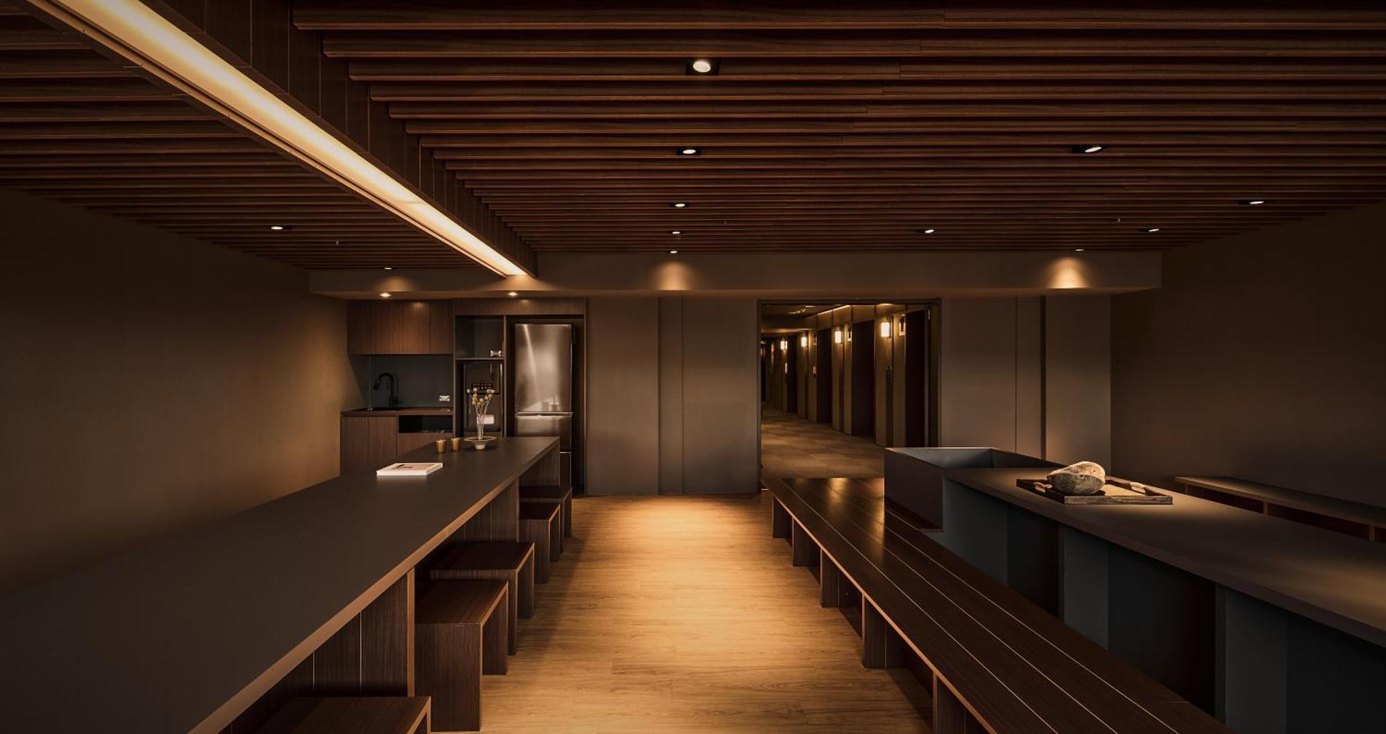 Brown House Hotel - Taipei Main Station Екстериор снимка