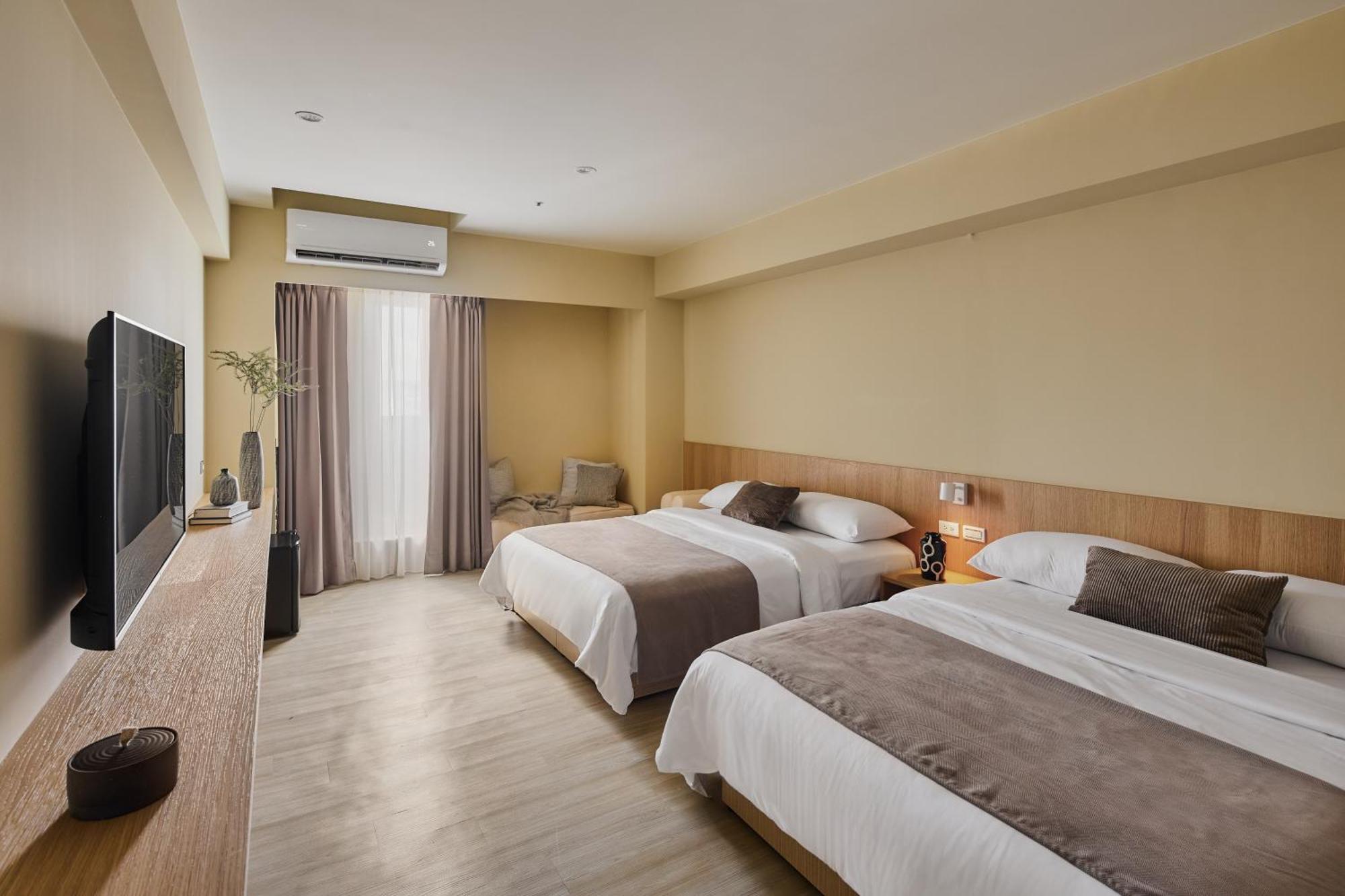 Brown House Hotel - Taipei Main Station Екстериор снимка
