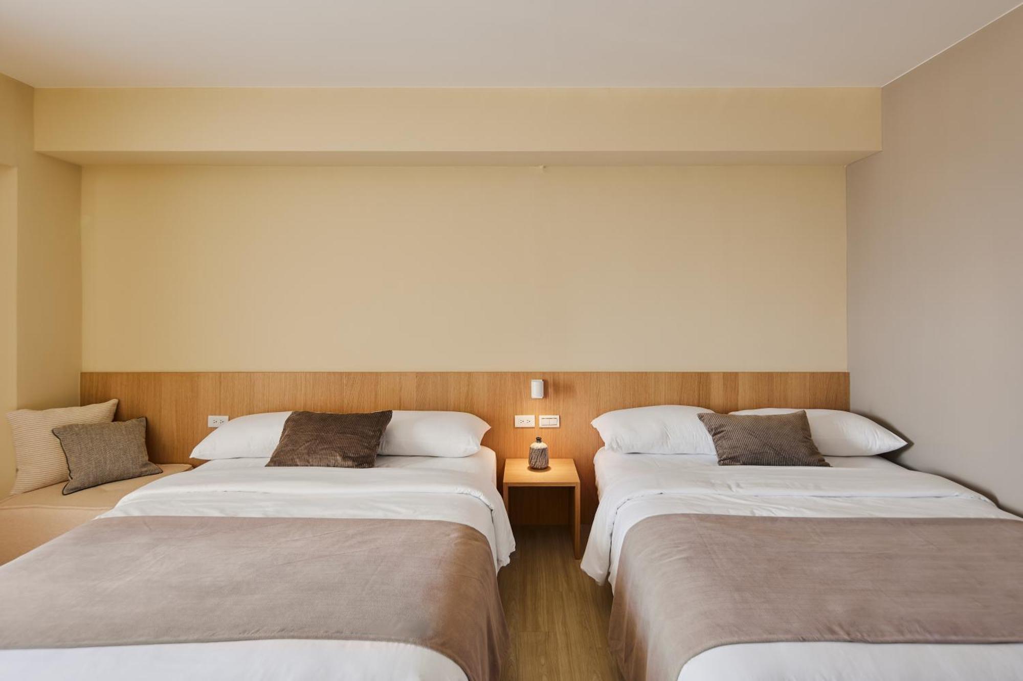 Brown House Hotel - Taipei Main Station Екстериор снимка