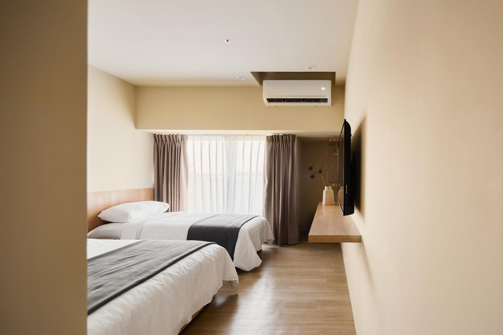 Brown House Hotel - Taipei Main Station Екстериор снимка