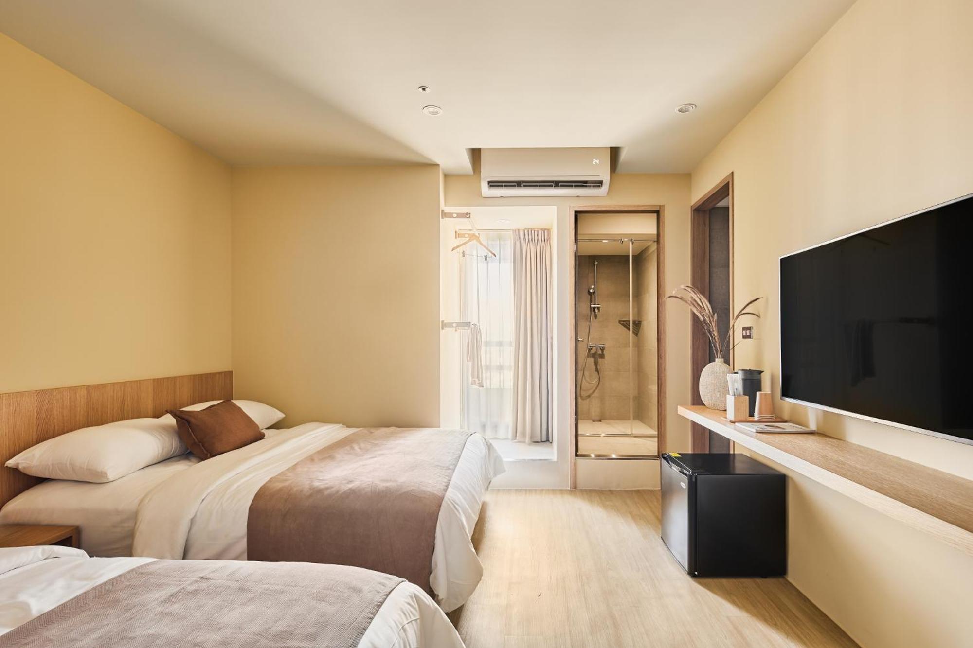 Brown House Hotel - Taipei Main Station Екстериор снимка