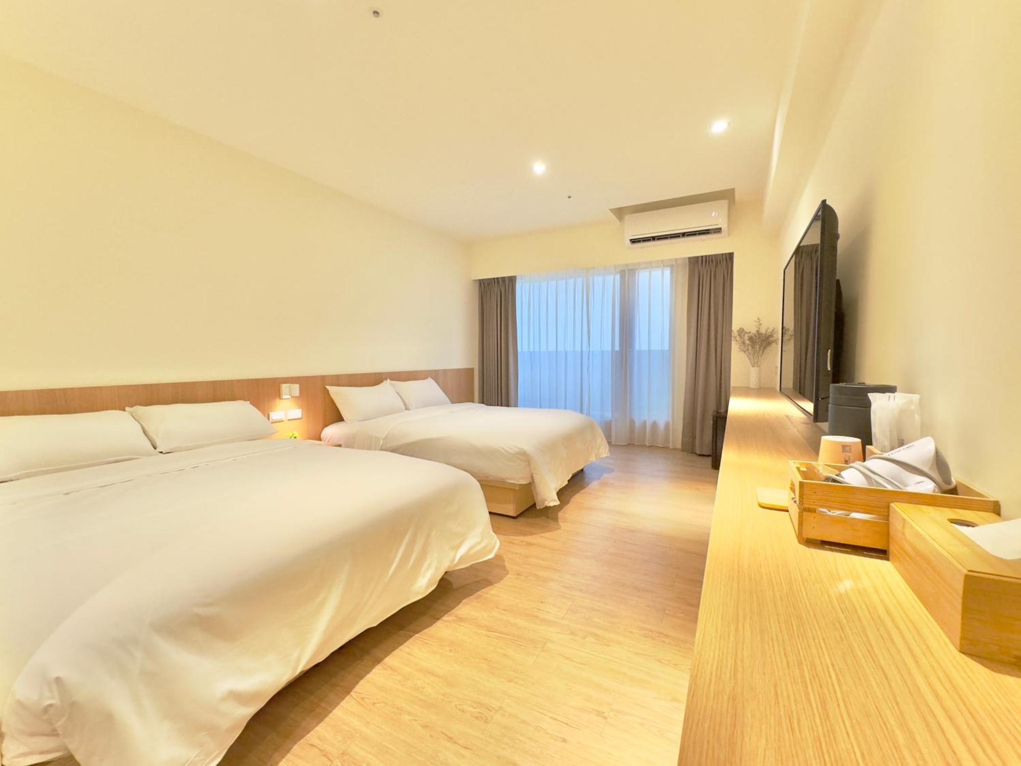 Brown House Hotel - Taipei Main Station Екстериор снимка